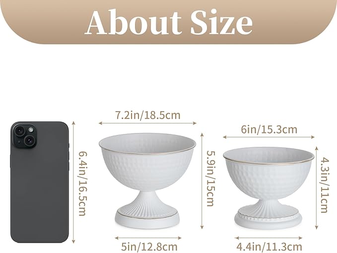Sziqiqi White Urn Vase for Flowers - Wedding Table Decoration Centrepieces Set of 2 Vintage Metal Vases for Artificial Flowers Small Hammered Vase for Birthday Party Christmas Anniversary