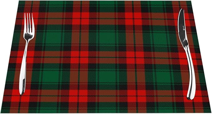 PVC Placemats Set of 6 Wipeable Table Mats Washable Heat Resistant Non Slip Vinyl Dining Table Mat for Kitchen Indoor Outdoor Patio Farmhouse Place Mats Christmas Green Red Grid Decorative