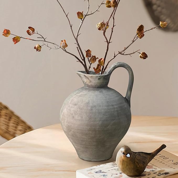 Ceramic Rustic Farmhouse Vase with Handle, 8.7 Inch White Gray Vintage Vase, Rustic Ceramic Pottery for Home Decor, Farmhouse Decor Centerpiece for Kitchen, Living Room, Entryway