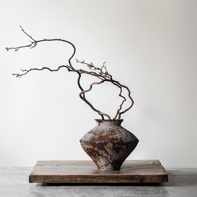 Wabi Sabi Rusty Vintage Vase, 6.1" Tall Wabi Sabi Decor Rustic Farmhouse Pottery Vase for Centerpiece, Textured Pottery Flower Vases for Home Decorative, Table, Living Room, Bedroom, Bathroom, Kitchen