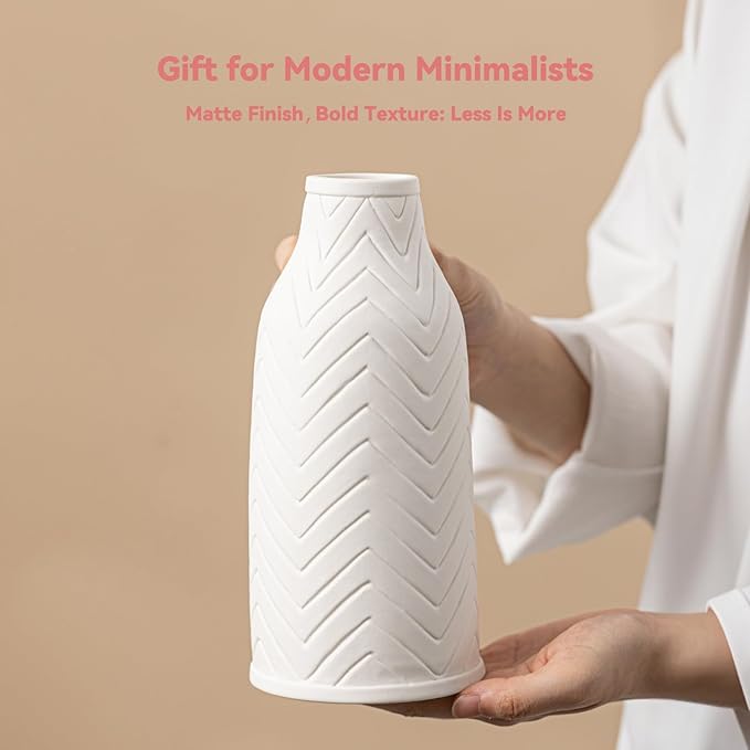 White Ceramic Vase with Chevron Texture - 8.6" Unique Flower Vase for Pampas Grass & Centerpieces, Decorative Boho/Farmhouse Vase for Living Room, Office Desk & Housewarming Gift (for Her/Yourself)