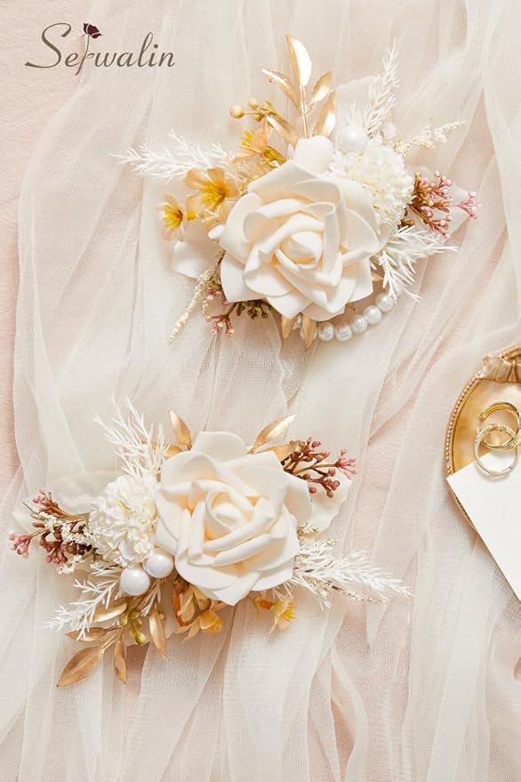 Serwalin Champagne Corsage and Boutonniere Set 𝟮𝙥𝙘𝙨, 𝟲-𝟳 𝙄𝙣𝙘𝙝 Boutonniere and Wrist Corsage Wristband Prom Flower Wedding Flowers Accessories Prom Suit Decorations Cake Topper