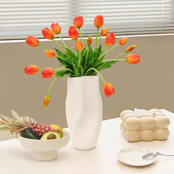Artificial Flowers 20pcs Fake Tulips Real Touch, Faux Latex Tulips Flowers with Gift Box Soft Faux Tulips Bouquets Arrangements for Party Wedding Home Room Decoration(Orange)