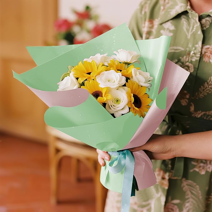 WRAPAHOLIC 20 Sheets Flower Wrapping Paper - 22.4 x 22.4 inch Mint Green Color Water-Resistant Floral Bouquet Wrapping Paper, Florist Supplies Packaging for Christmas Wedding Birthday Gift DIY