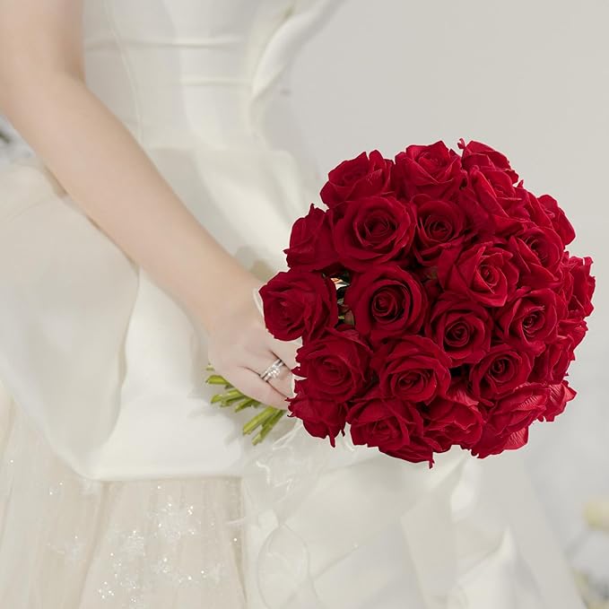 Red Roses Artificial Flowers Bulk, 32Pcs Fake Roses Artificial Velvet Roses with Stems, DIY Silk Flowers Roses Bouquet, Realistic Faux Artificial Roses for Mother's Day Home Table Decor