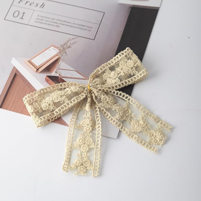5 Yard Floral Lace Ribbon, Delicate Daisy Lace Trim for Wedding Dresses, DIY Crafts, Clothing, and Curtain Embellishments(Beige)