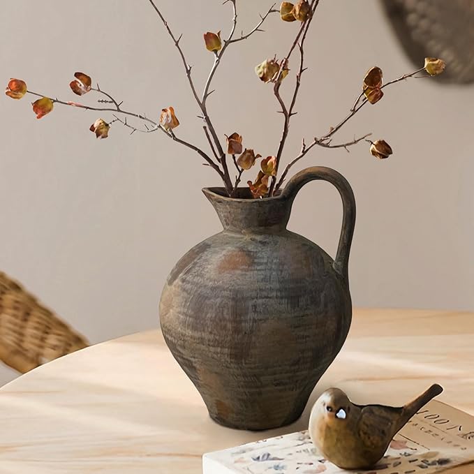 Ceramic Rustic Farmhouse Vase with Handle, 8.7 Inch Brown Vintage Vase, Rustic Ceramic Pottery for Home Decor, Farmhouse Decor Centerpiece for Kitchen, Living Room, Entryway