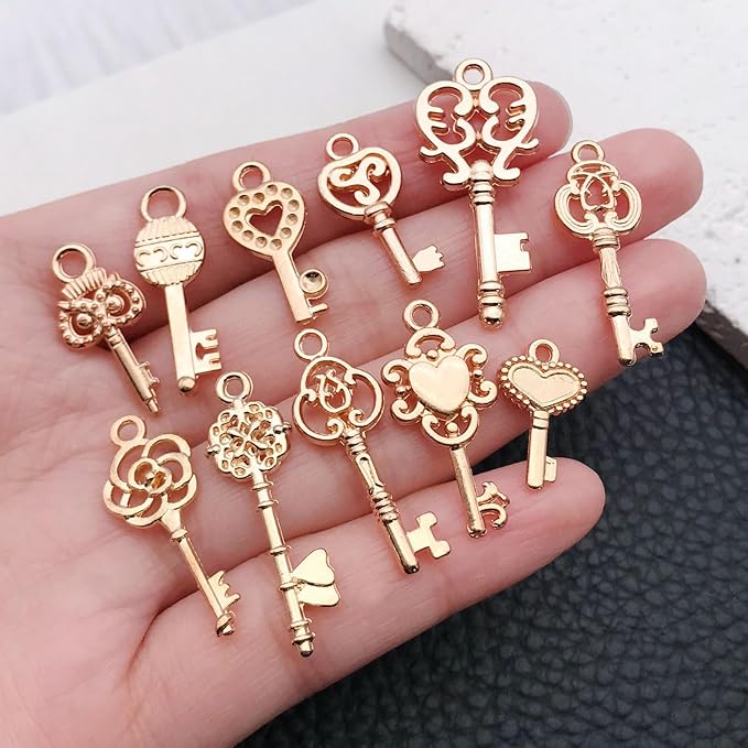 WOCRAFT 60pcs KC Gold Small Key Charms Bracelet Charms for Jewelry Making Sets DIY Necklace Bracelet Keychain Crafting Charms Kit Craft Supplies (SN925)