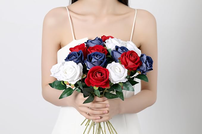 SITUMEIZI 15PCS 4th of July Flowers Roses Artificial Silk Flowers Patriotic Fake Bouquet with Long Stem for Independence Day Home Decor Bouquets Party Table Centerpiece(Mix,3)
