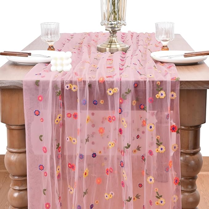 Joanlody 3pcs Blushing Pink Embroidery Daisy Christmas Table Runner Florals Seasonal Tulle Table Runner Holiday Kitchen Dining Table Decoration for Home Party Indoor