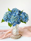 4 Pcs Real Touch Hydrangeas Gradient Blue Artificial Hydrangeas Flowers Real-Looking Faux Latex Hydrangea for Kitchen Living Room Porch Home Decor Baby Shower Party Wedding Table Centerpiece