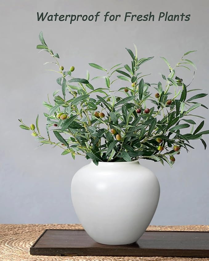 GeLive Short Round White Ceramic Vase Table Centerpiece Moon Jar Jingdezhen Handmade Pottery Vase Glossy Finish Planter Pot Waterproof for Fresh Dried Flower Home Decor Kitchen Utensil Holder