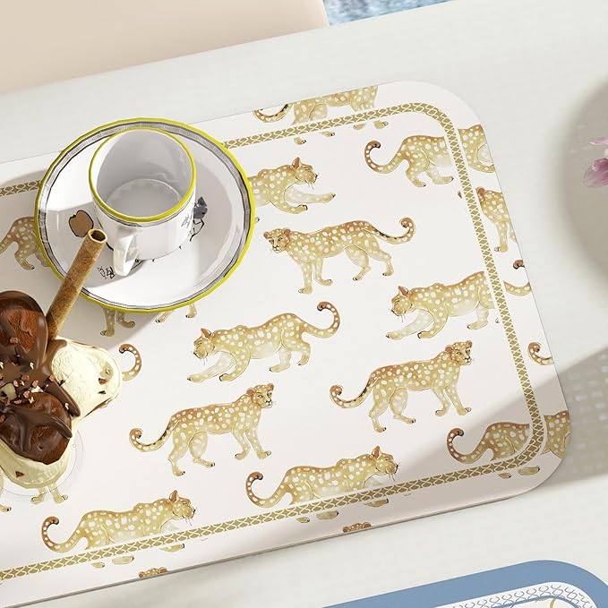 patdrea Animal Print Rectangular PVC Placemats, Pack of 6, Waterproof Insulation, Soft and Durable, Suitable for Dining Table, Kitchen and Coffee Table Decoration,12"*17"