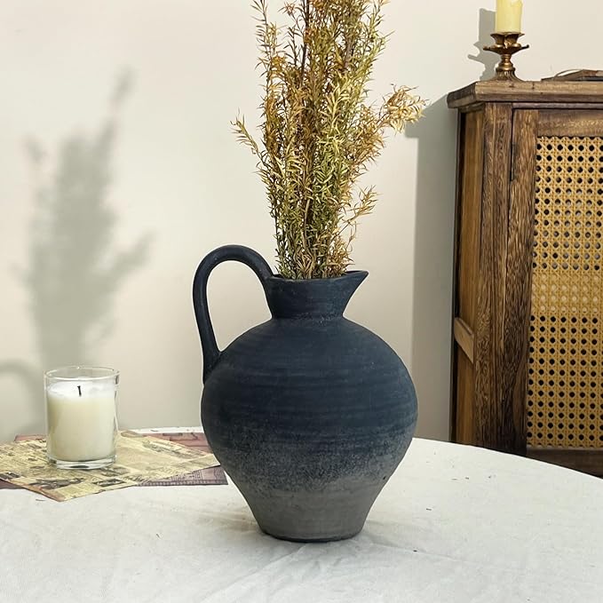 Ceramic Rustic Farmhouse Vase with Handle, 8.7 Inch Black Vintage Vase, Rustic Ceramic Pottery for Home Decor, Farmhouse Decor Centerpiece for Kitchen, Living Room, Entryway