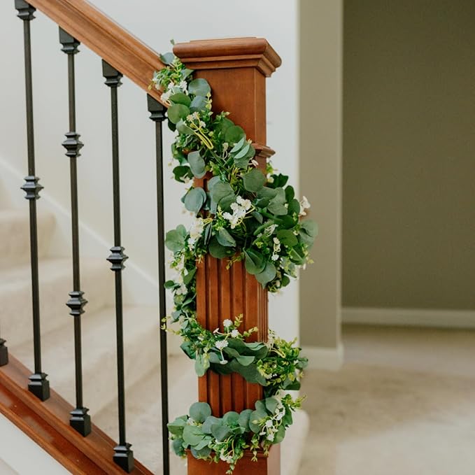 CQURE 8 Pack 5.9Ft Eucalyptus Garland,Artificial Eucalyptus Flowers Leaves Table Greenery Garland Wreath Vines for Wedding Party Table Bedroom Wall Decor