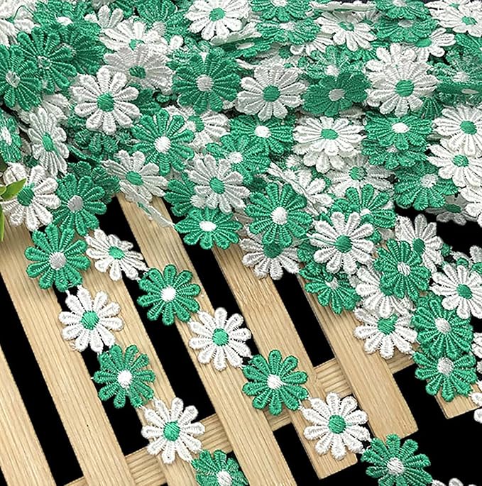 15 Yards Daisy Flower Lace Trim Embroidered Floral Lace Sewing Trim Ribbons for Embellishment Craft Dress Hair Accessories Decorations(White/Green)