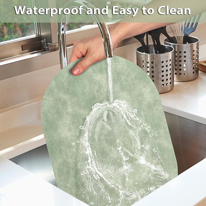 ADRIMER Placemats, Heat Resistant Oval Placemats Set of 4 Washable 12 x 17 Inch, Waterproof Table Mats, Wipeable Pu Place Mats for Kitchen, Dining Room, Green