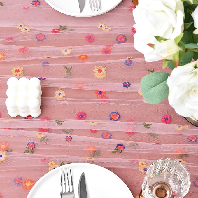 Joanlody Blushing Pink Embroidery Daisy Christmas Table Runner Florals Seasonal Tulle Table Runner Holiday Kitchen Dining Table Decoration for Home Party Indoor
