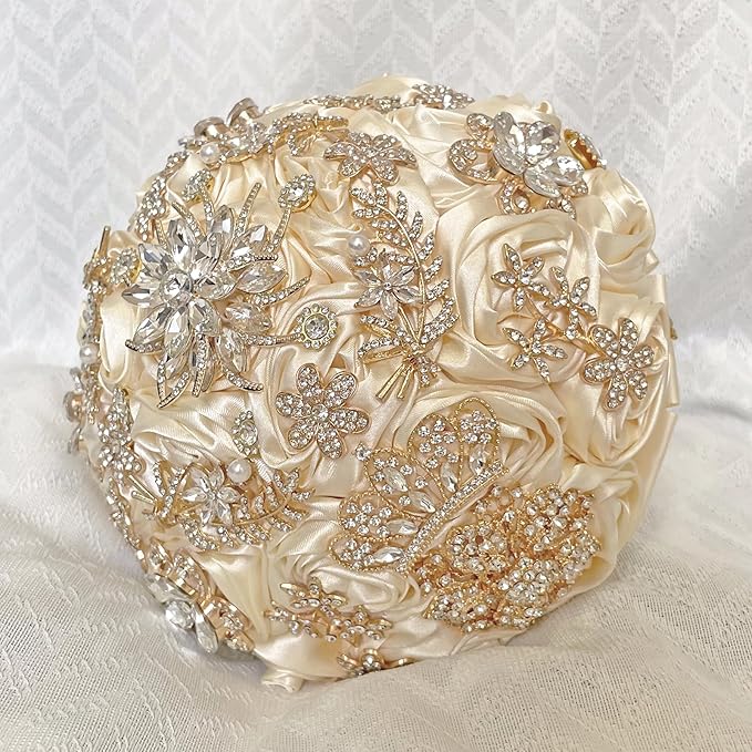 Handmade Satin Rose Floral Bling Pearl Decor Bridal Wedding Bouquet Rhinestone Pendant Artificial Brooch Flowers for Bride Bridesmaid Quinceanera
