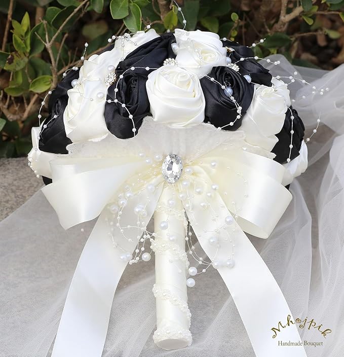Bridal Wedding Bouquet Round Bling Brooch Bouquet Throw Toss Artificial Rose Flower Bunch for Bride Bridesmaid Wedding Quinceanera(Black & Ivory, 9.8")