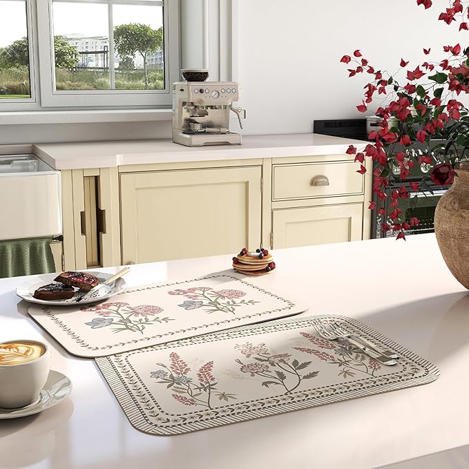 ISAENNE PVC Placemats Set of 6,Rectangular Floral Placemats, Waterproof and Heat-Resistant Place Mats,Decoration for Kitchen, Dinning, Parties, Holiday,12"*17"