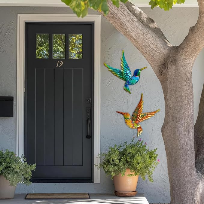 HONGLAND Metal Hummingbird Wall Art 12inch Metal Birds Wall Sculpture Garden Decoration Outdoor Statue Patio Fence Hanging Plaques 2 Pack（Multicolor）