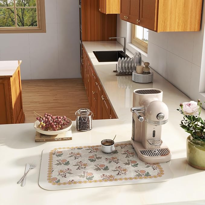 ISAENNE Designer PVC Placemats Set of 6,Rectangular Floral Placemat, Waterproof and Heat-Resistant,Decoration for Kitchen, Dining, Party,Holiday, New Year,12"*17"