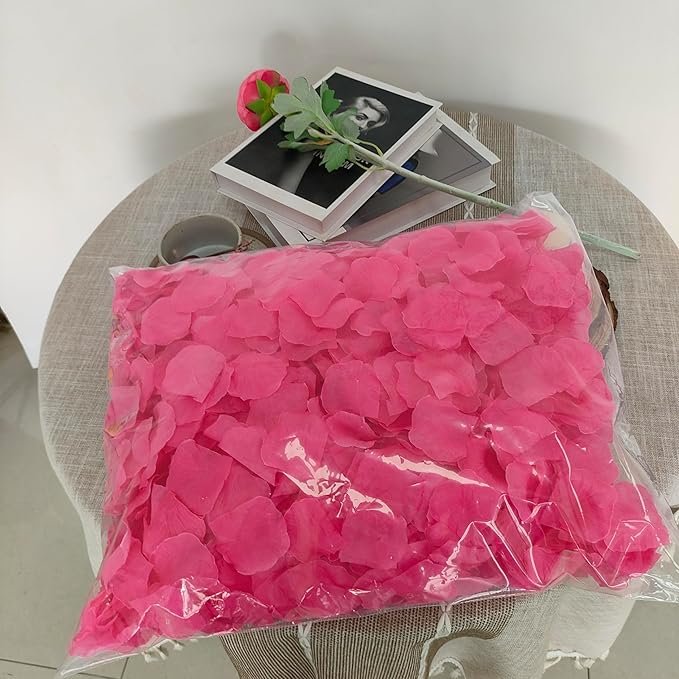 Separated 1500 PCS Artificial Pink Rose Petals for Romantic Night,Faux Hot Pink Flower Petals for Flower Girl Weddings Valentine Day Party Romantic Decoration(Ready-to-use)