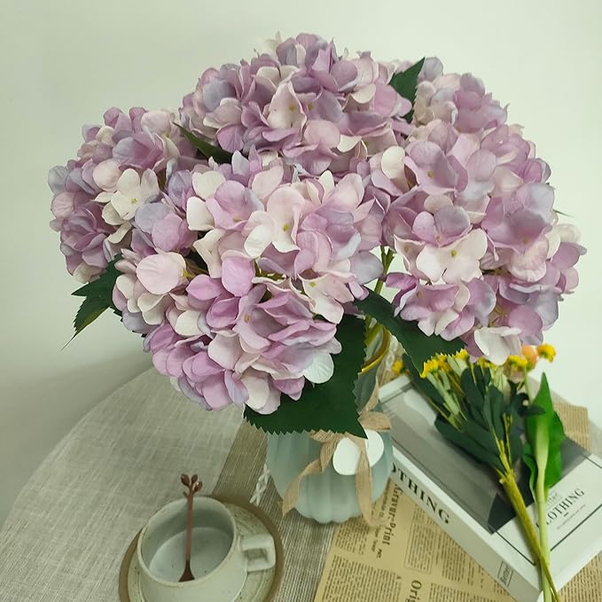 Light Purple Hydrangea Artificial Flowers,6 Pcs Faux Hydrangea Flowers,Artificial Hydrangeas Flowers with Stems,Fake Hydrangeas,Purple Silk Hydrangea Flower with Stem for Home Decor (6, Light Purple)