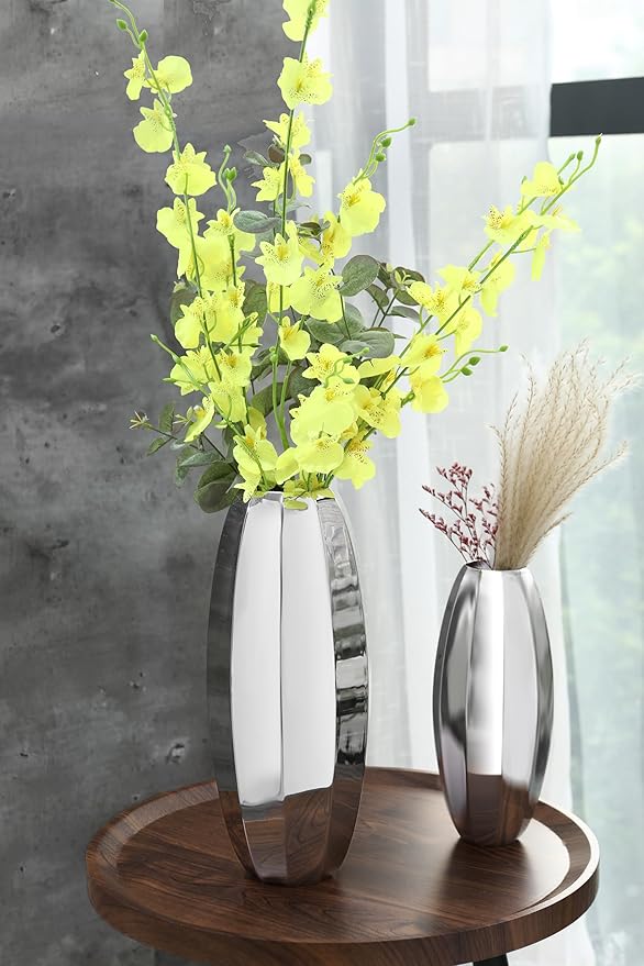 YcQuixoti Small Silver Prismatic Mirror 18/8 Stainless Steel Metal Vase Stands 9.13 inches Tall.Ideal for Dried Flower Arrangements Decor Gift for Spa Wedding Home or Votive Candle Candle Gardens