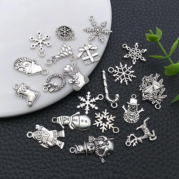WOCRAFT 60pcs Antique Silver Christmas Bracelet Charms for Jewelry Making Sets DIY Necklace Bracelet Keychain Crafting Charms Kit Craft Supplies (SN825)