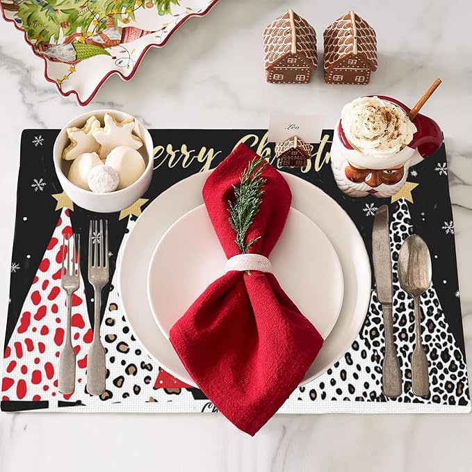 Merry Christmas Placemats Set of 4,Christmas Tree Placemats Dining Table Mat Set,12x18 Washable Stain Resistant Wipeable Cloth Placemat for Kitchen Buffet Parties