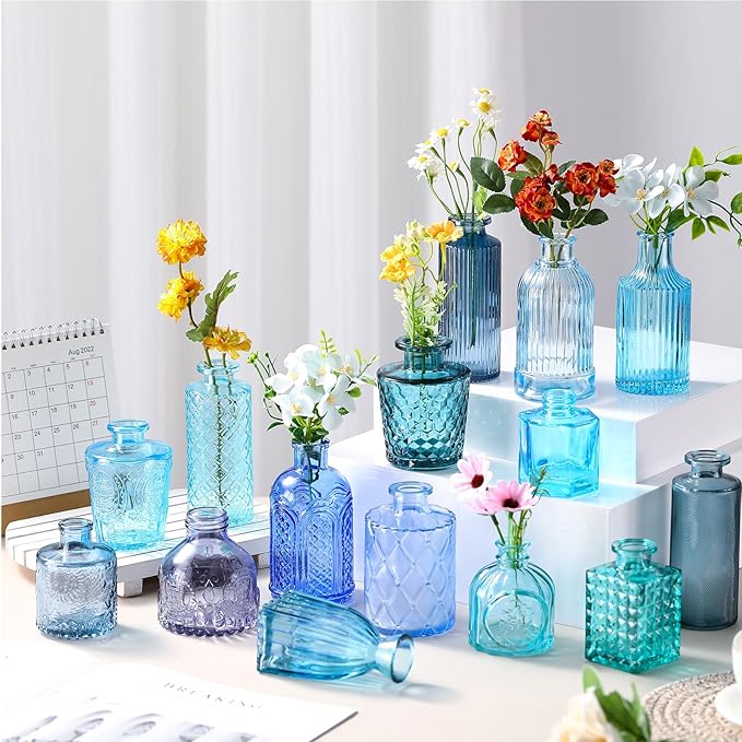 Yaomiao 30 Pcs Vases Bulk Colored Flower Glass Christmas Vases Bud Vintage Colored Glass Bottles Colorful Rustic Embossed for Home Wedding Table Decorations Gifts(Blue Series)