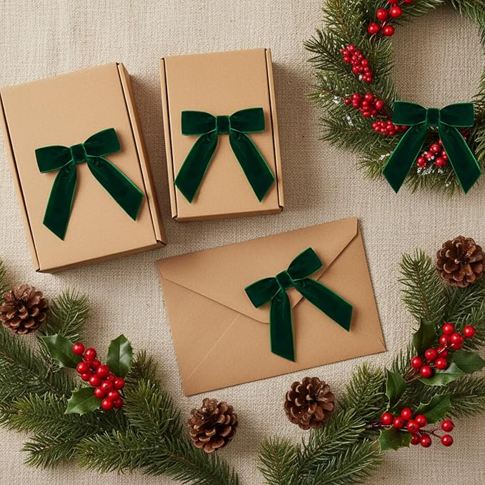 30 Pcs Velvet Ribbon Bows 3.5" x 3.5" Pre Tied Christmas Velvet Bows with Twist Tie for Gift Packaging Christmas Tree Wreaths Door Windows Wedding Party Decoration(Forest Green)