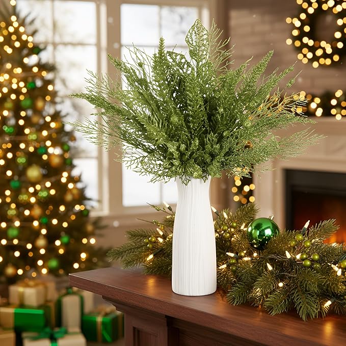 30 Pcs Artificial Christmas Tree Picks and Sprays Glitter Berry Stem Branches Holly Floral Picks Twigs Christmas Tree Ornaments for DIY Xmas Wreath Vase Filler Decorations (Green)