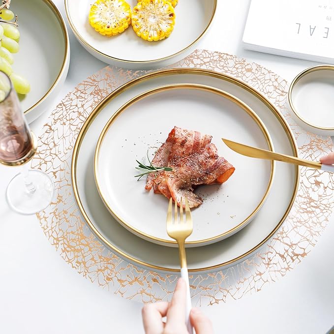 Hysenm 50 Pcs Disposable Champagne Placemats Set Metallic 13 Inch Round Table Doilies, Ultra-Thin Messy Lines Disposable Placement Mats for Home Decoration Dining Table Wedding Birthday Party
