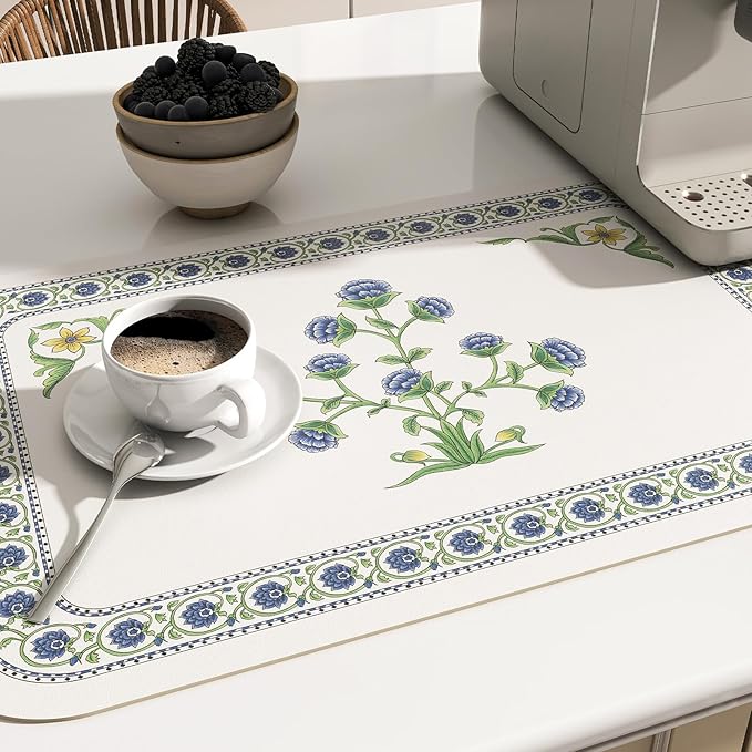 patdrea Blue Floral Rectangular PVC Placemats, Pack of 6, Waterproof Insulation, Soft and Durable, Suitable for Dining Table, Kitchen and Coffee Table Decoration,12"*17"