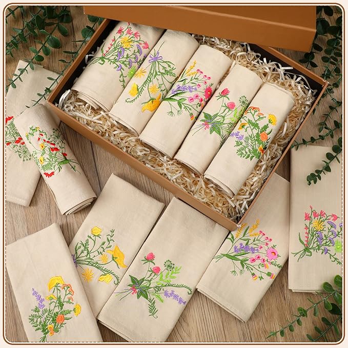 Tioncy 6 Pcs Christmas Floral Cloth Napkins Decorations Bulk Embroidered Wildflower Dinner Napkins Tea Cocktail Party Gifts Xmas Stocking Stuffers for Holiday Table Decor (Grey)
