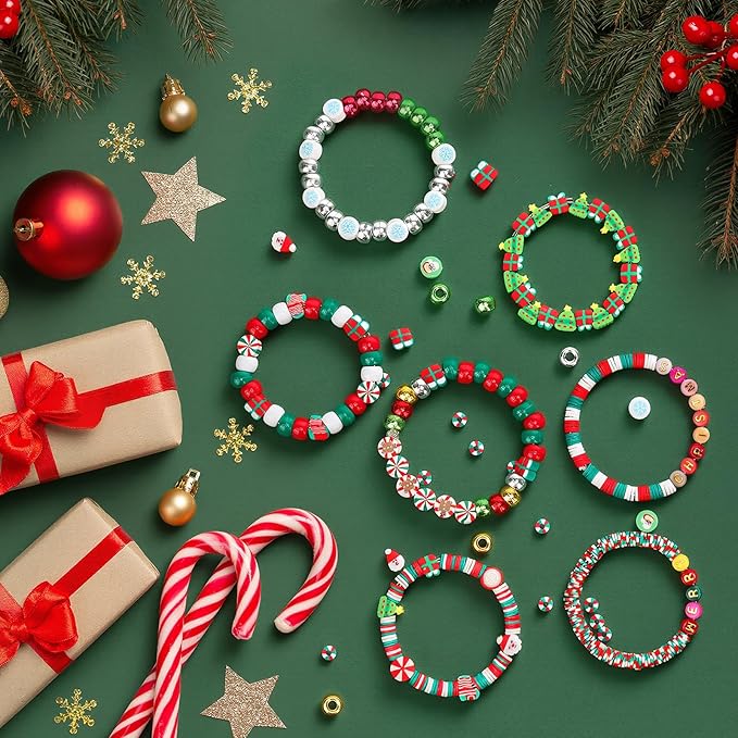 Gionlion Christmas Beads Bracelet Making Kit, 800 Pcs Polymer Clay Beads Jewelry Kit for Girls, Holiday DIY Craft with Christmas Crafts Charms, Perfect Stocking Stuffer for Kids