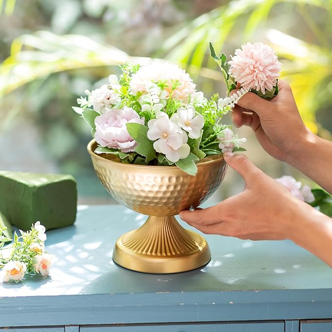 Sziqiqi Urn Vases for Wedding Centrepiece - 6in High Gold Metal Vase Set of 10 Small Vintage Flower Arrangement Pots for Table Centrepieces Elegant Hammered Vase for Christmas Anniversary Party