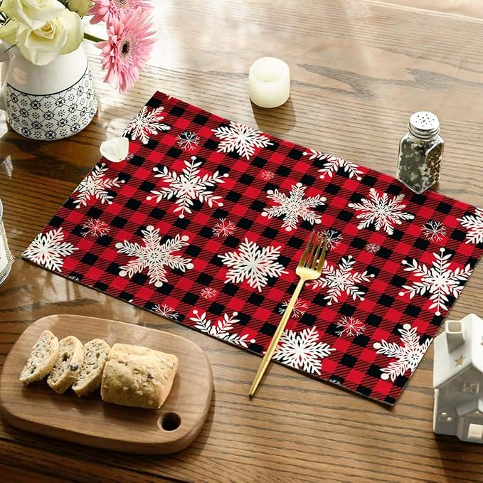Christmas Snowflakes Placemats Set of 4 Buffalo Plaid Place Mats Washable Table Dinner Mats Linen Table Mats for Kitchen Dining Party Home Kitchen Decor 12x18 Inch
