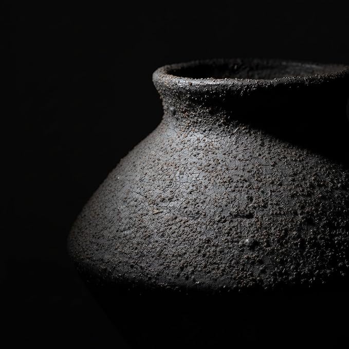 Rustic Black Ceramic Vase - 5IN Round Clay Vase Vintage Farmhouse Style Decor, Circle Wabi Sabi Vases for Farmhouse Home Decor, Decor Living Room, Table, Shelf