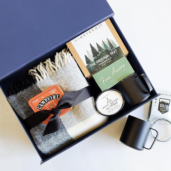 Aimyoo Navy Blue Collapsible Gift Box with Magnetic Closure Lids 10.5x7x3 in, Bridesmaid Groomsmen Proposal Box, Medium Rectangle Box for Present Graduation Storage 3 Pack