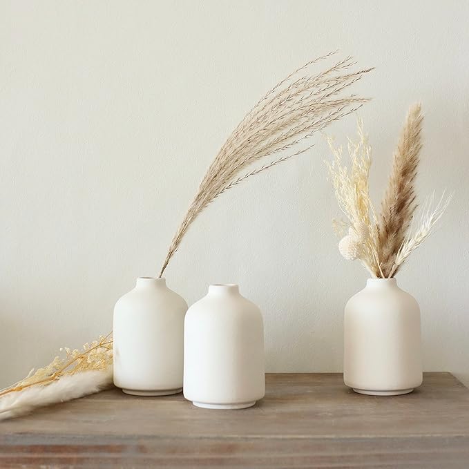 Carrot's Den - Set of 6 White Mini Ceramic Vases for Home Decor | Boho Bud Vases in Bulk for Dry Flowers + House Plants | Wedding, Home, Centerpiece, Modern, Japandi, Farmhouse, Minimalist