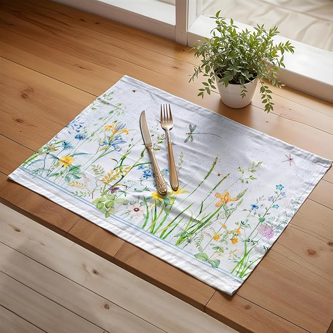 Maison d' Hermine Placemats Set of 4 100% Cotton Washable Cloth Place Mats, Reusable Table Mats for Kitchen Dining Decoration, Party, Wedding, Restaurant Spring/Summer (Fleurs De Mai, 13" x 19")