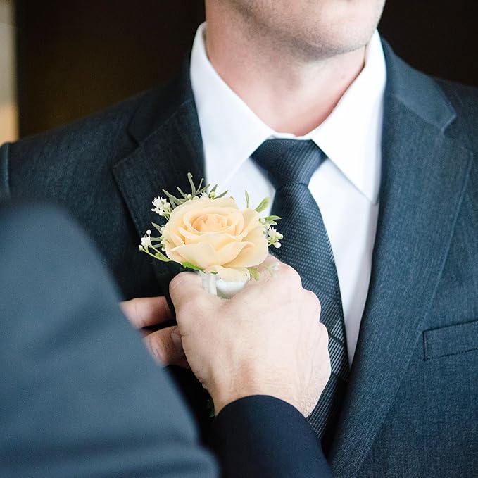 SITUMEIZI 2Pcs Champagne Corsage and Boutonniere Set,Corsage Wristlet for Prom Decor,Boutonniere for Men Wedding Flowers Accessories Party Suit Decoration