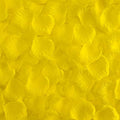 1500 PCS Separated Artificial Yellow Rose Petals for Romantic Night for him for her Set Faux Yellow Flower Petals for Flower Girl Weddings Valentine Day Party Romantic Decoration