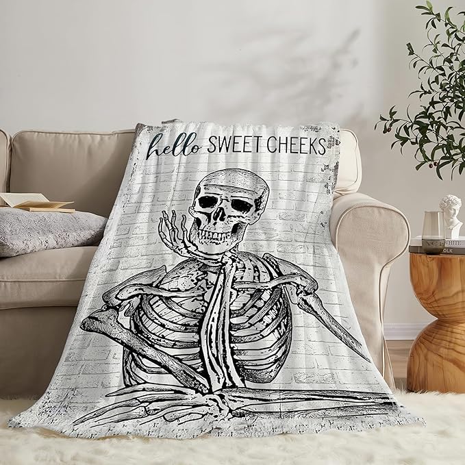 Funny Skeleton Throw Blanket - Skull Gifts and Decor for Boys, Men, Girls, Women, Kids, Adults - Soft Warm Cozy Fleece for Couch, Sofa, Bed 50"x40"
