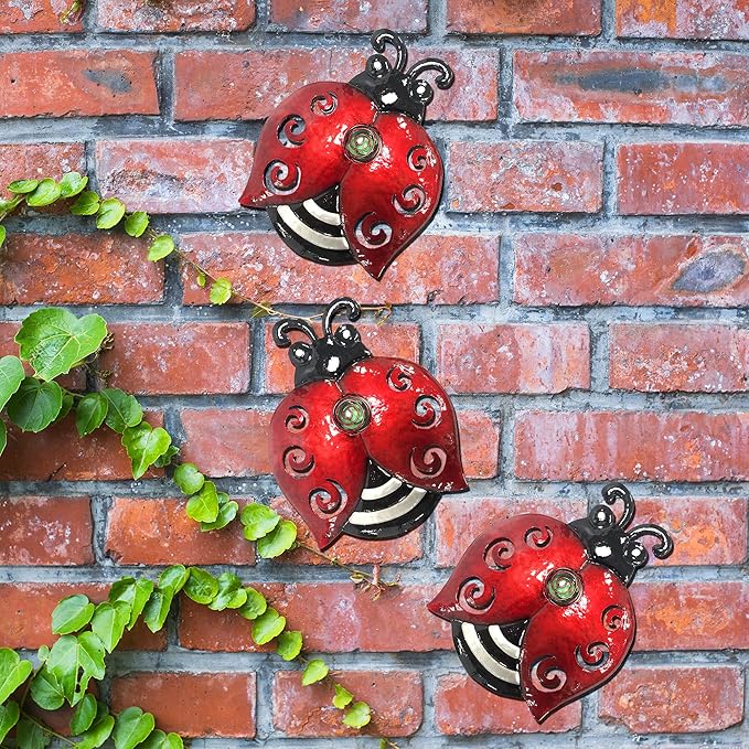Metal Ladybugs Wall Art Decor, Christmas Large Ladybugs Wall Sculpture, Christmas Garden Decoration Hanging for Outdoor Garden Yard Lawn Patio, 9.5 * 7 Inch, 3 Pack, Gift for Family