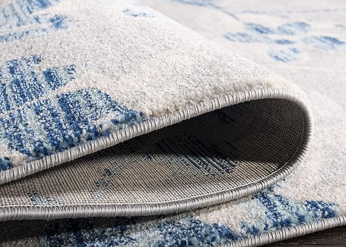 SAFAVIEH Evoke Collection 6'7" Round Grey/Light Blue EVK236J Floral Non-Shedding Dining Room Entryway Foyer Living Room Bedroom Area Rug